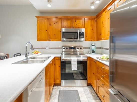 Whistler Studio Accommodation - Symphony - #4702