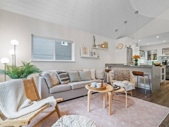Whistler 2 Bedroom Accommodation - Gondola Heights - #4704