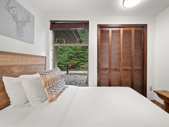 Whistler 2 Bedroom Accommodation - Gleneagles - #4705