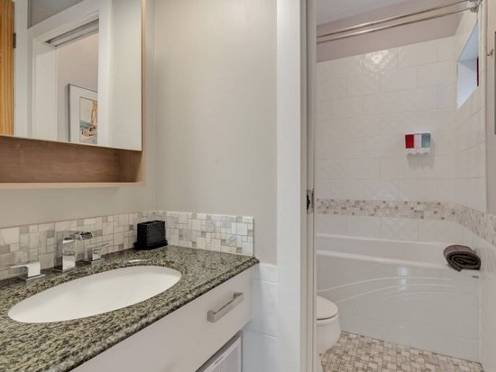 Whistler 2 Bedroom Accommodation - Highpointe Lodge - #4709
