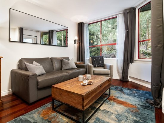 Whistler 2 Bedroom Accommodation - Highpointe Lodge - #4709