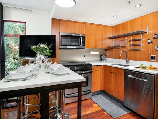 Whistler 2 Bedroom Accommodation - Highpointe Lodge - #4709