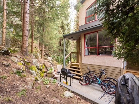 Whistler 2 Bedroom Accommodation - Highpointe Lodge - #4709