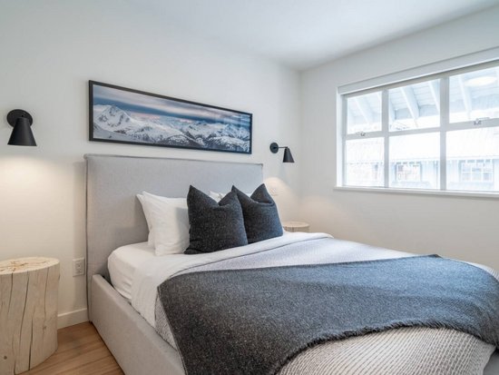 Whistler 3 Bedroom Accommodation - Glacier Lodge - #4715