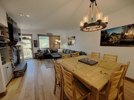 Big White 4 Bedroom Accommodation - Tree Tops - #4716
