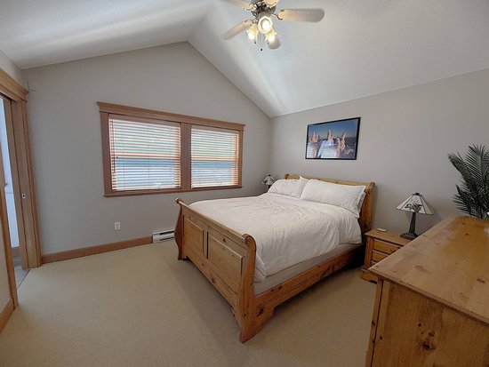 Big White 4 Bedroom Accommodation - Tree Tops - #4716