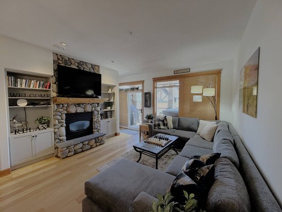 Big White 4 Bedroom Accommodation - Tree Tops - #4716