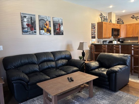Osoyoos 2 Bedroom Accommodation - Casa Del Mila Oro Resort - #4722