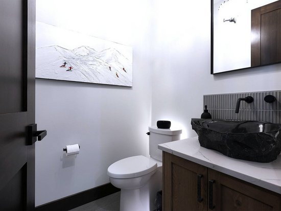 Big White 4 Bedroom Accommodation - Opulence - #4726