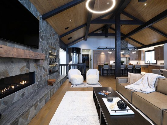 Big White 4 Bedroom Accommodation - Opulence - #4726