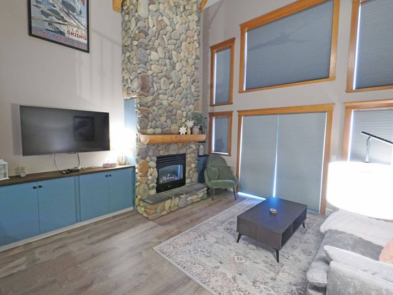 Big White 3 Bedroom Accommodation - Tree Tops - #4730