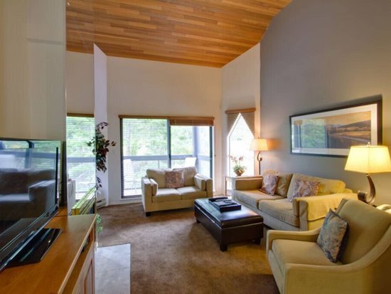 Whistler 2 Bedroom Accommodation - Ironwood - #4775