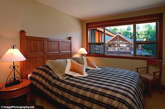Whistler 3 Bedroom Accommodation - Montebello - #497