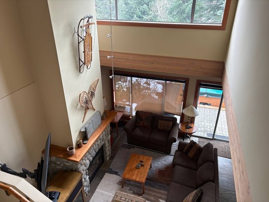 Whistler 3 Bedroom Accommodation - Montebello - #497