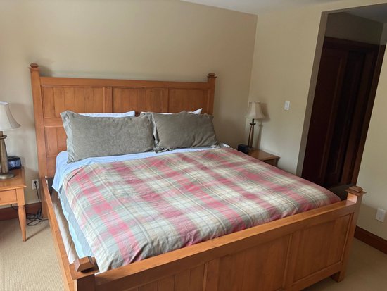 Whistler 3 Bedroom Accommodation - Montebello - #497