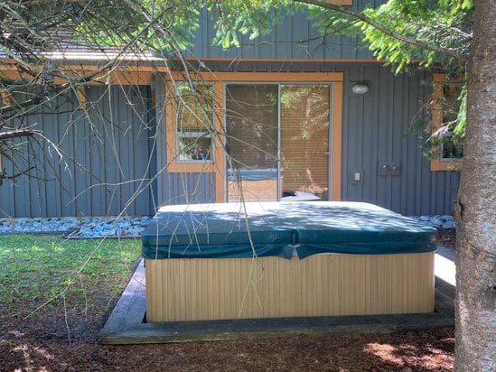 Whistler 4 Bedroom Accommodation - Montebello - #522