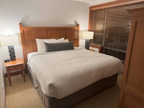 Whistler 4 Bedroom Accommodation - Montebello - #522