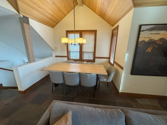 Whistler 4 Bedroom Accommodation - Montebello - #522