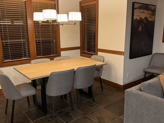 Whistler 4 Bedroom Accommodation - Montebello - #522