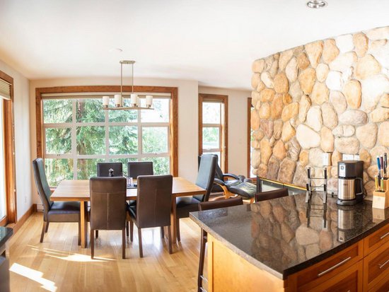 Whistler 3 Bedroom Accommodation - Snowbird - #554