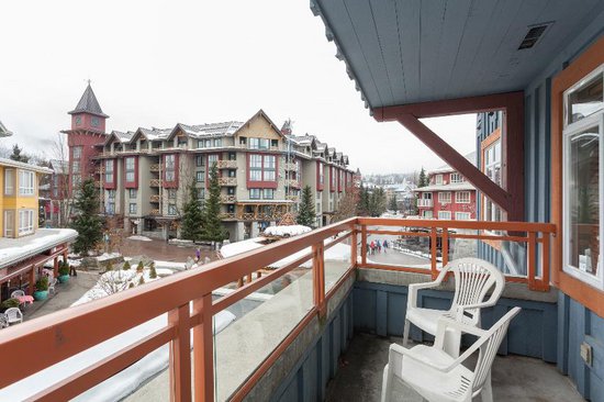 2 Bedroom Whistler Vacation Rental - Whistler Town Plaza - Eagle Lodge