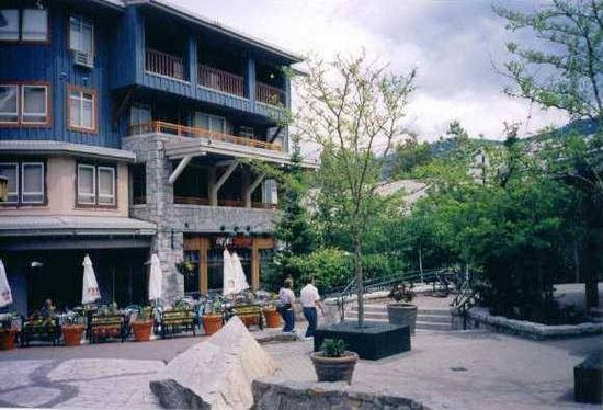 Whistler 2 Bedroom Accommodation - Whistler Town Plaza - Eagle Lodge - #574