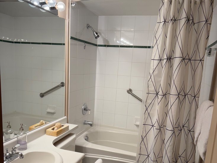 Whistler 2 Bedroom Accommodation - Whistler Town Plaza - Eagle Lodge - #574