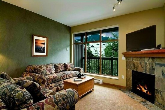 2 Bedroom Whistler Vacation Rental - Stoney Creek - North Star