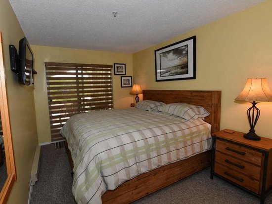 Whistler 1 Bedroom Accommodation - Wildwood Lodge - #608 Whistler 1 Bedroom Accommodation - Wildwood Lodge - #608