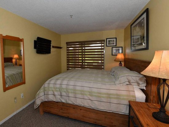 Whistler 1 Bedroom Accommodation - Wildwood Lodge - #608 Whistler 1 Bedroom Accommodation - Wildwood Lodge - #608
