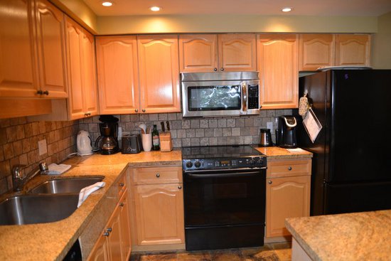 Whistler 3 Bedroom Accommodation - Gleneagles - #646