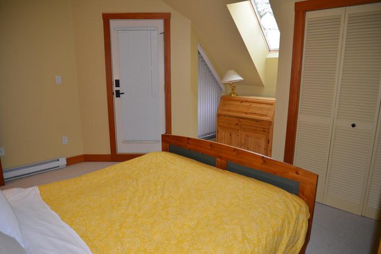 Whistler 3 Bedroom Accommodation - Gleneagles - #646