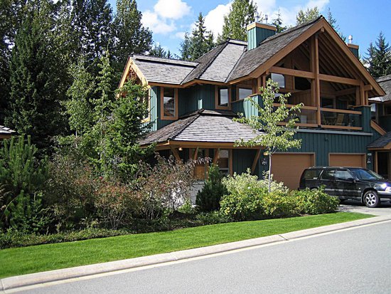 Whistler 4 Bedroom Accommodation - Montebello - #654