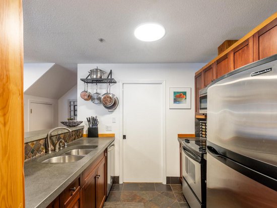 Whistler 2 Bedroom Accommodation - Villas - Foxglove - #694