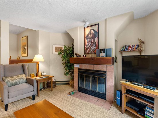 Whistler 1 Bedroom Accommodation - The Gables - #709