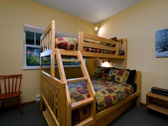 Whistler 3 Bedroom Accommodation - Deer Run - #733 Whistler 3 Bedroom Accommodation - Deer Run - #733