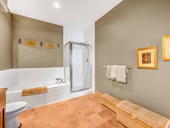 Big White 3 Bedroom Accommodation - Tree Tops - #848 Big White 3 Bedroom Accommodation - Tree Tops - #848