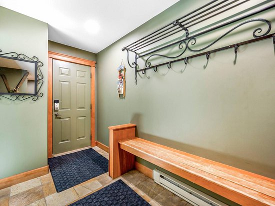 Big White 3 Bedroom Accommodation - Tree Tops - #848 Big White 3 Bedroom Accommodation - Tree Tops - #848