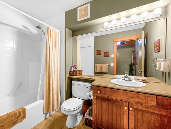 Big White 3 Bedroom Accommodation - Tree Tops - #848 Big White 3 Bedroom Accommodation - Tree Tops - #848