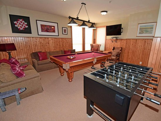 Big White 5 Bedroom Accommodation - Pinnacles - #865