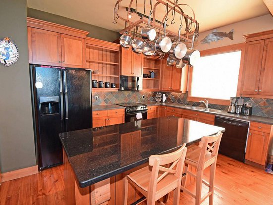 Big White 5 Bedroom Accommodation - Pinnacles - #865