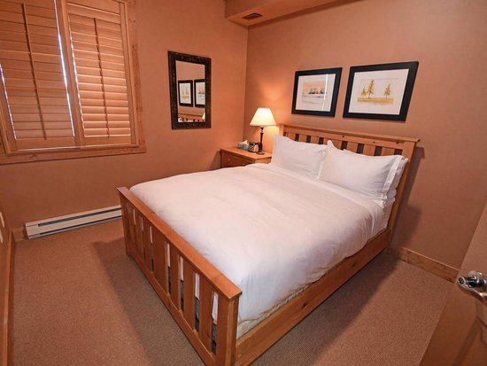 Big White 5 Bedroom Accommodation - Pinnacles - #865