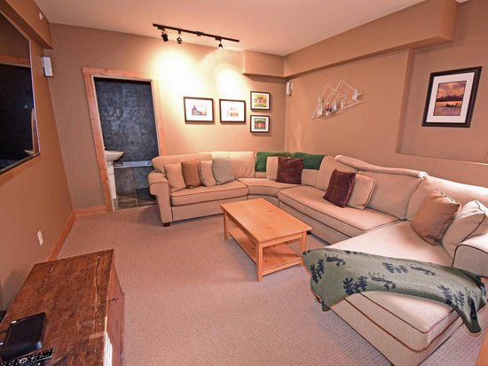 Big White 5 Bedroom Accommodation - Pinnacles - #865