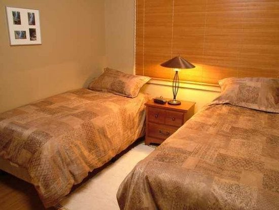 Whistler 2 Bedroom Accommodation - Whistler Town Plaza - Eagle Lodge - #946