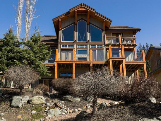 Sun Peaks 2 Bedroom Accommodation - Sundance Estates - #950